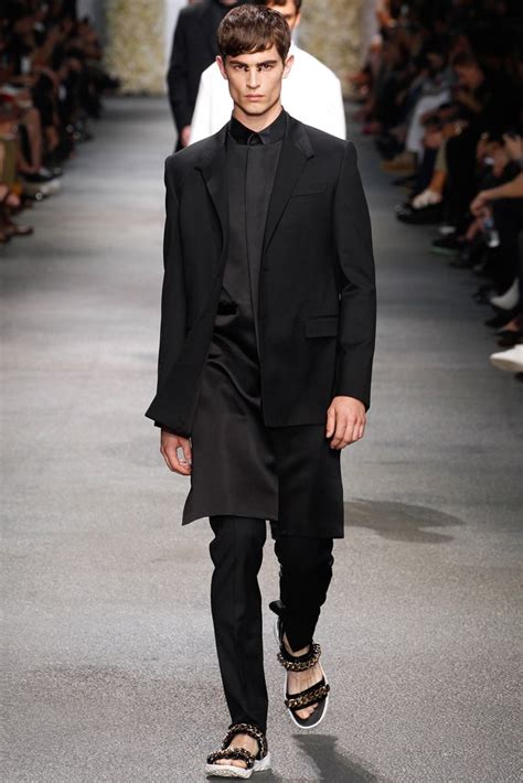 givenchy men's spring 2013|Givenchy Spring 2013 Menswear Collection .